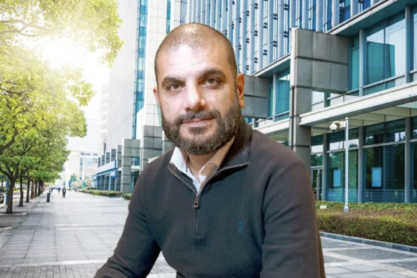 imagen-gabriel-fondo-de-edificios