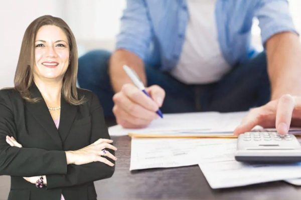 Persona-haciendo-calculos